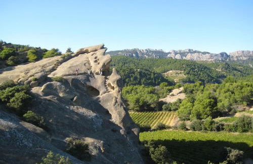 La petite maison avec piscine face au Luberon - Foto 37