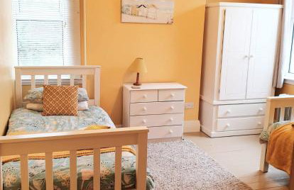 Beach House, Llanddulas near Colwyn Bay - Photo 13