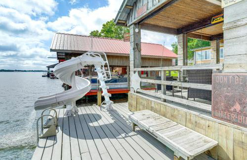 Lakefront Oscar Home with Game Room and Boat Dock! - Foto 35
