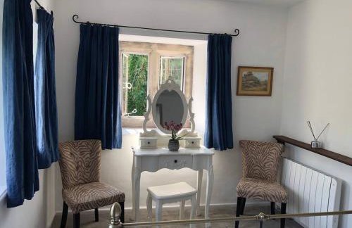 Bibury Riverside Cottage Grade II listed 6ppl - Foto 4