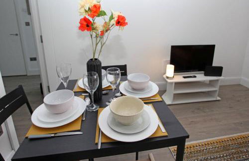 Sapphire House Apartments - Photo 148