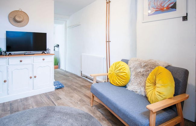 Yellow Cottage - 2 Bedroom Cottage - Dale - Foto 14