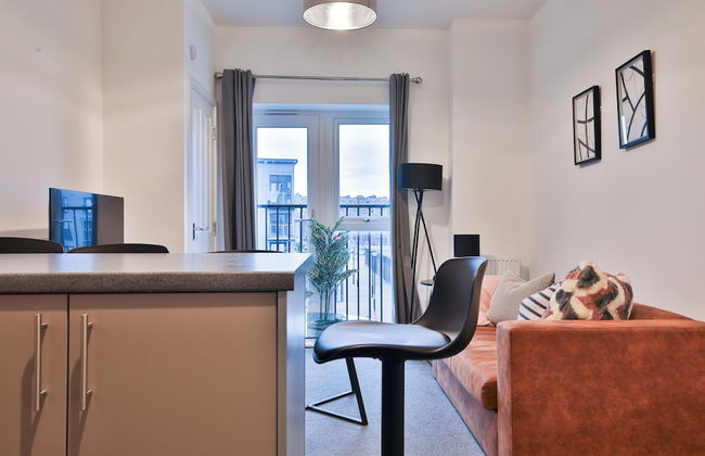 2 Bed Flat with Parking Near Waterfront - Foto 23