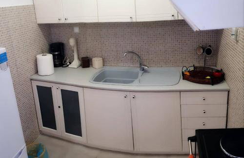 Penny's studio in the heart of Poros - Foto 17