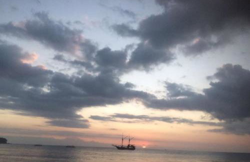 Amazing seaside Loft apartment with sea views . - Photo 37