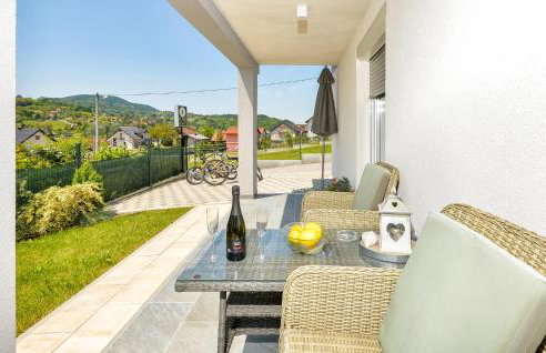 Gorgeous Home In Cresnjevec, Tuhelj - Foto 16