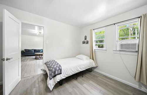 Liberty Lakefront Home - Pool, Hot Tub, Sauna - Foto 18