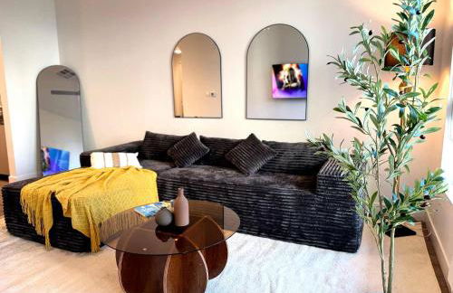 Bright Condo 10 Min from Disneyland With Pool & GYM - Foto 47