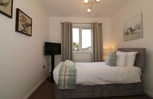 Signature - Angus House Glasgow - Photo 16