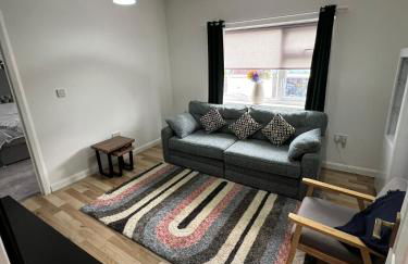 Alexandra Apartment -Secured Parking -2 Bedrooms - Photo 31