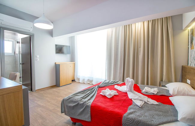 Sunny Days Hotel Apt - Photo 40