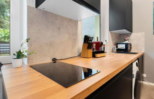 Komfortables Studio in Köln-Ehrenfeld, Küche, Vollausstattung, Netflix, 1 Min zur U-Bahn, 10 Min zum Neumarkt - Foto 16