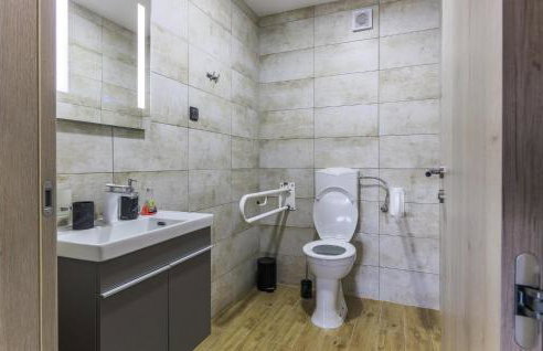 Awesome Home In Koritna With Sauna - Foto 42