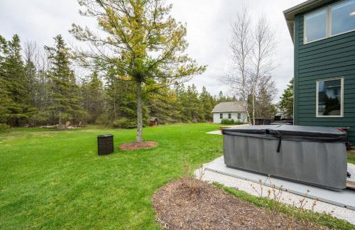 Cherry Hill - Minutes to Downtown! Hot Tub, Spacious Yard & Dogs OK! - Foto 15