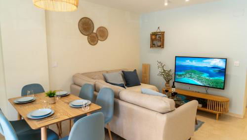 Descanso familiar junto al mar con terraza - Photo 1