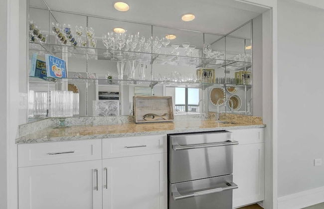 1408 Ocean Club by Avantstay Oceanfront Home w/ Amazing Views! - Photo 14