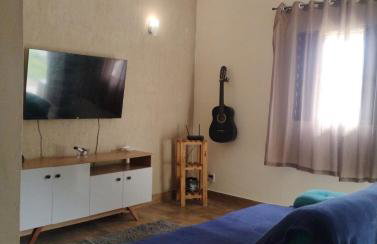 House with one bedroom and backyard - Foto 7