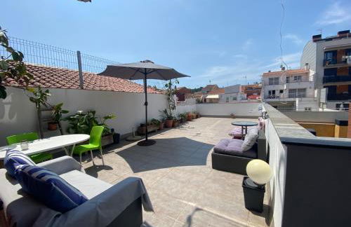 Tranquilo y con terraza - Photo 4