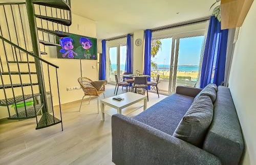 Oceanfront Duplex with a Rooftop Pool and Terrace - Foto 2