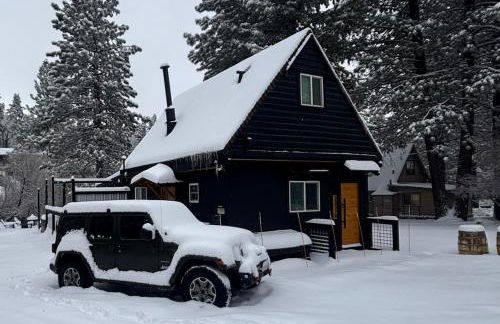 The Honey Bear Cabin Jacuzzi EV Friendly Renovated - Foto 11