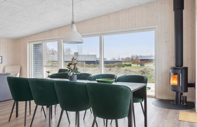 "Harrieth" - 300m from the sea - Foto 23