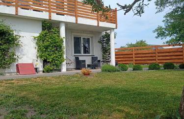 DOM w JESIONACH Brajniki - działka 1 HEKTAR - Photo 3