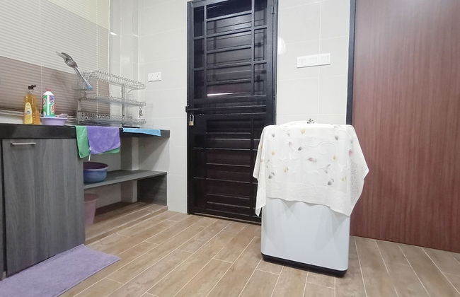 OYO 90203 Emma Sukma Homestay - Foto 13