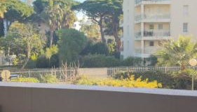 Studio terrasse au Port dHyères, Piscine, parking - Foto 4