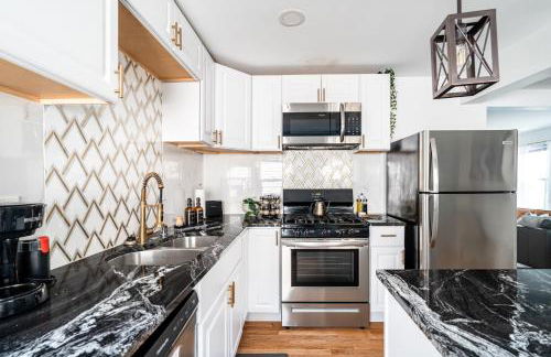 East Side Spa Retreat Near Lake - Foto 29