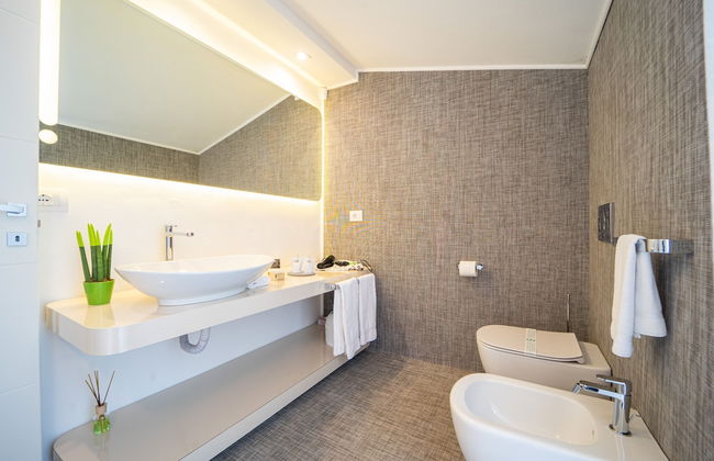 iConic Wellness Resort - Photo 27