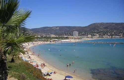 T3 6 pers. à Bormes, vue mer, parking, clim - FR-1-803-84 - Foto 7