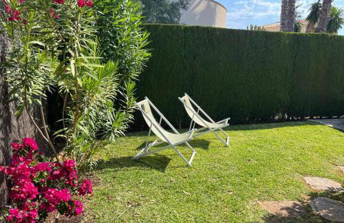Villa con jardín en Oliva Nova Golf a 100m de la playa - Foto 6