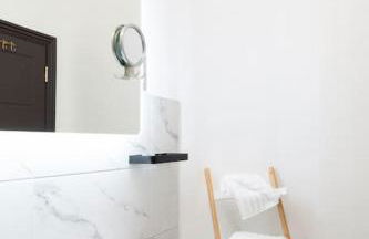 Warm Beachfront Getaway with Winter Ocean Views & Parking - Foto 20