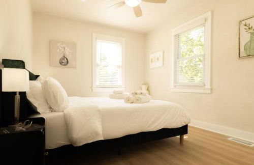 Work, Rest and Gather - Spacious 3BR with Modern Charm - Foto 49