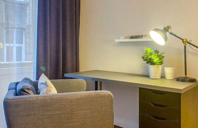 Sleek Flat Within Walking Distance to Pera Museum - Foto 23