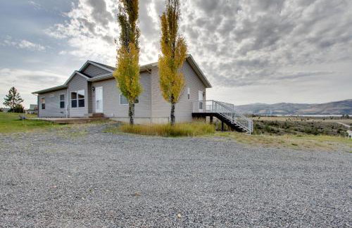 Spacious Canyon Ferry Lake House with Bar and Views! - Foto 40
