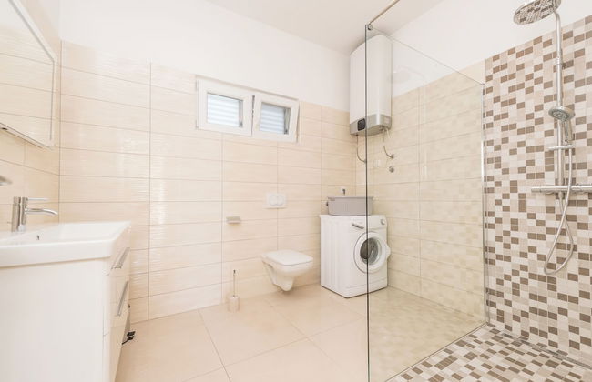 Family Friendly Pool House Ana - Foto 26