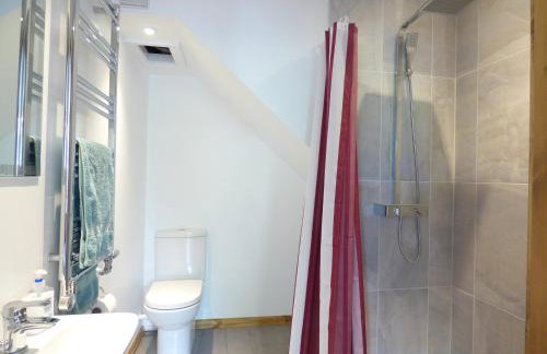 Woodland Cottage - Photo 9