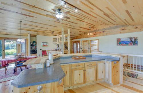 Idyllic Sturgeon Bay Cabin with Fire Pit and View - Photo 11