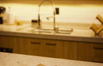 Refúgio na Lapinha com dois chalés, ideais para casal, família ou pequeno grupo de amigos, com acesso privativo à lagoa, caiaques e quadra de beach tennis - Foto 17