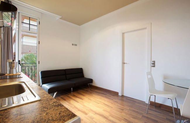 Apartamentos Senabre Palais - Photo 18