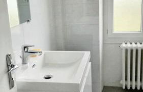 Maison cosy à Pontorson avec jardin clos et terrasse - Foto 11