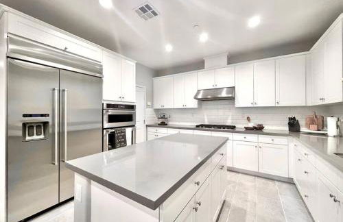 San Diego Luxury Oasis - Photo 13