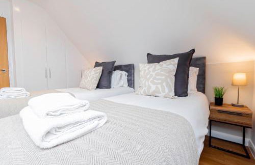 Contemporary 2-Bed Penthouse Central Stay! - Foto 18