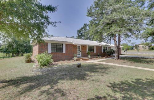 Pet-Friendly Slocomb Vacation Rental with Sunroom! - Foto 3