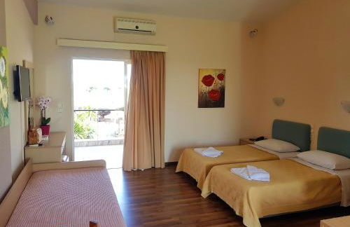 Hotel Kalamitsi Apartments - Photo 26