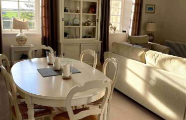 2 bedroom Townhouse within Grade C listed Ladysbridge House 2 night minimum stay - Foto 21