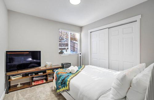 Cozy One-Level Home | Projector+PS5+Pet Friendly! - Foto 15