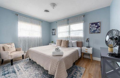 Luxury Home & Mins to Beach and Walk to Downtown - Foto 5