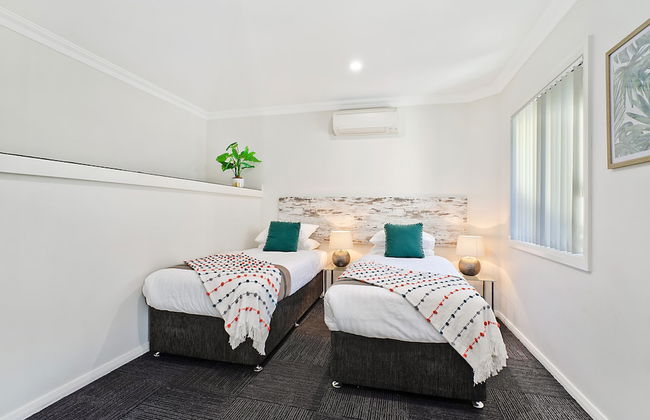 Newcastle Short Stay Apartments - Birmingham Garden Townhouses - Photo 8